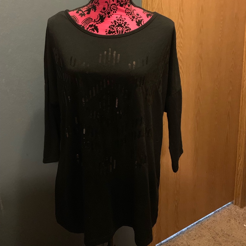 Black dressy top black with sequin detain. 1x 16w